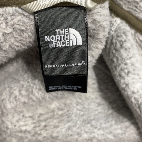 The North Face women’s crescent gray zip up - Picture 7 of 9